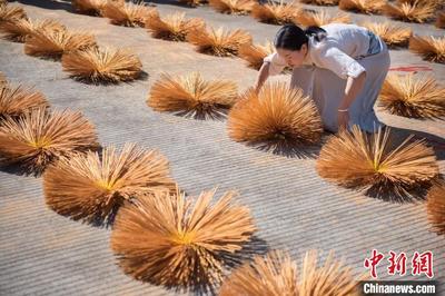 中国香都福建永春举办香文化博览会，古法“斗香”焕新颜，日用香品走进现代生活